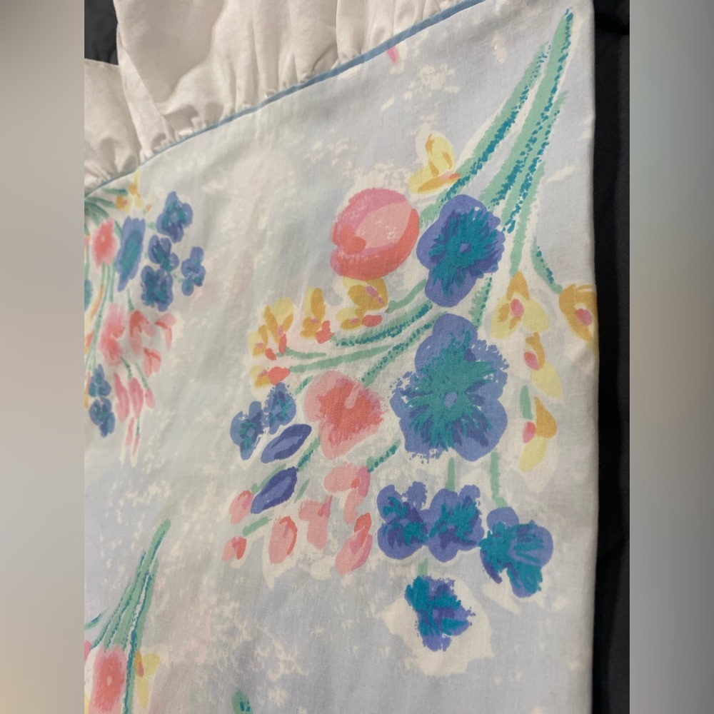 Cottage-Core ruffle pillow sham floral print *standard size - Picture 6 of 9